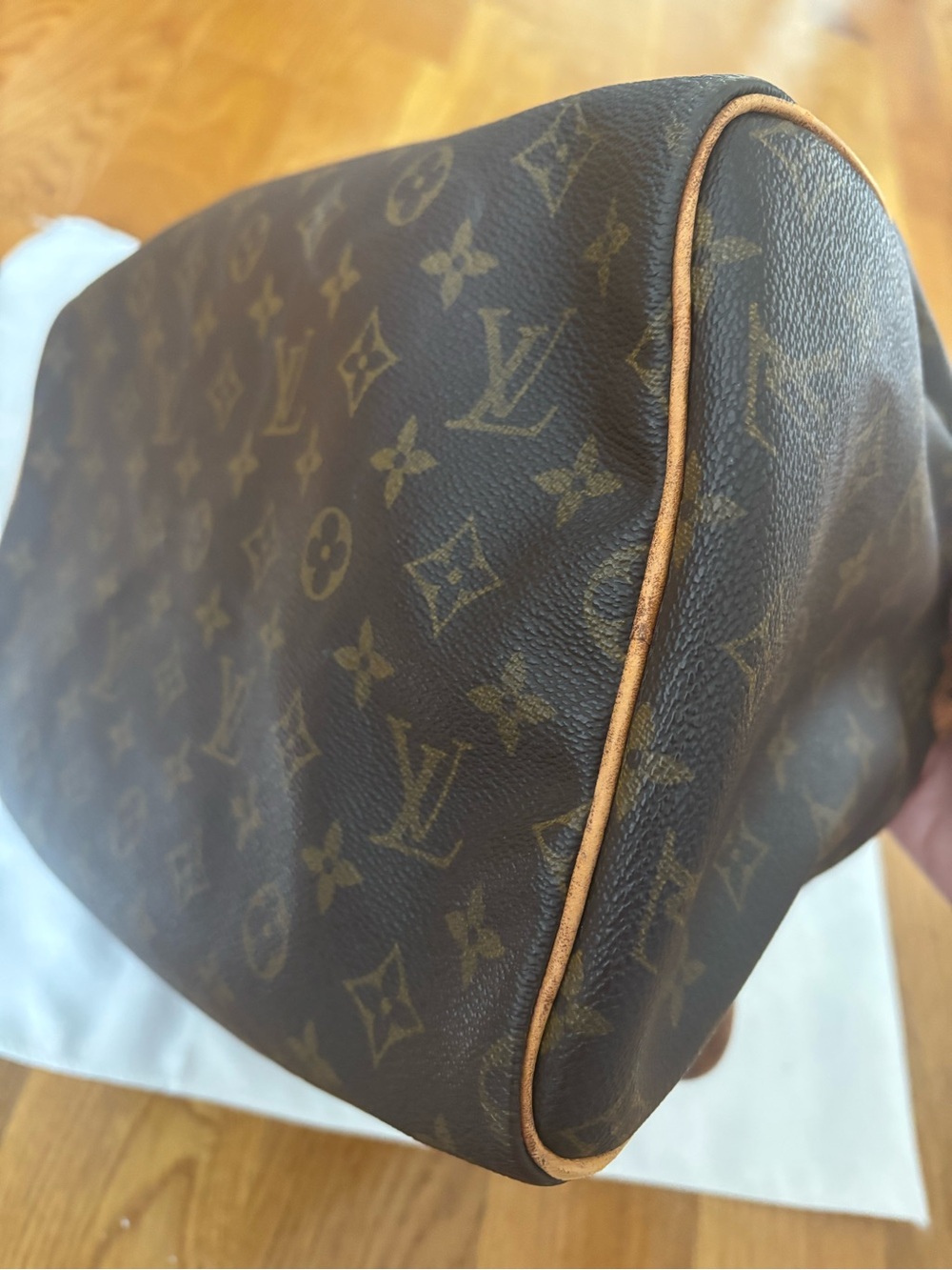 Louis Vuitton Vintage Speedy 30 Monogram Canvas Handbag - Picture 5 of 13